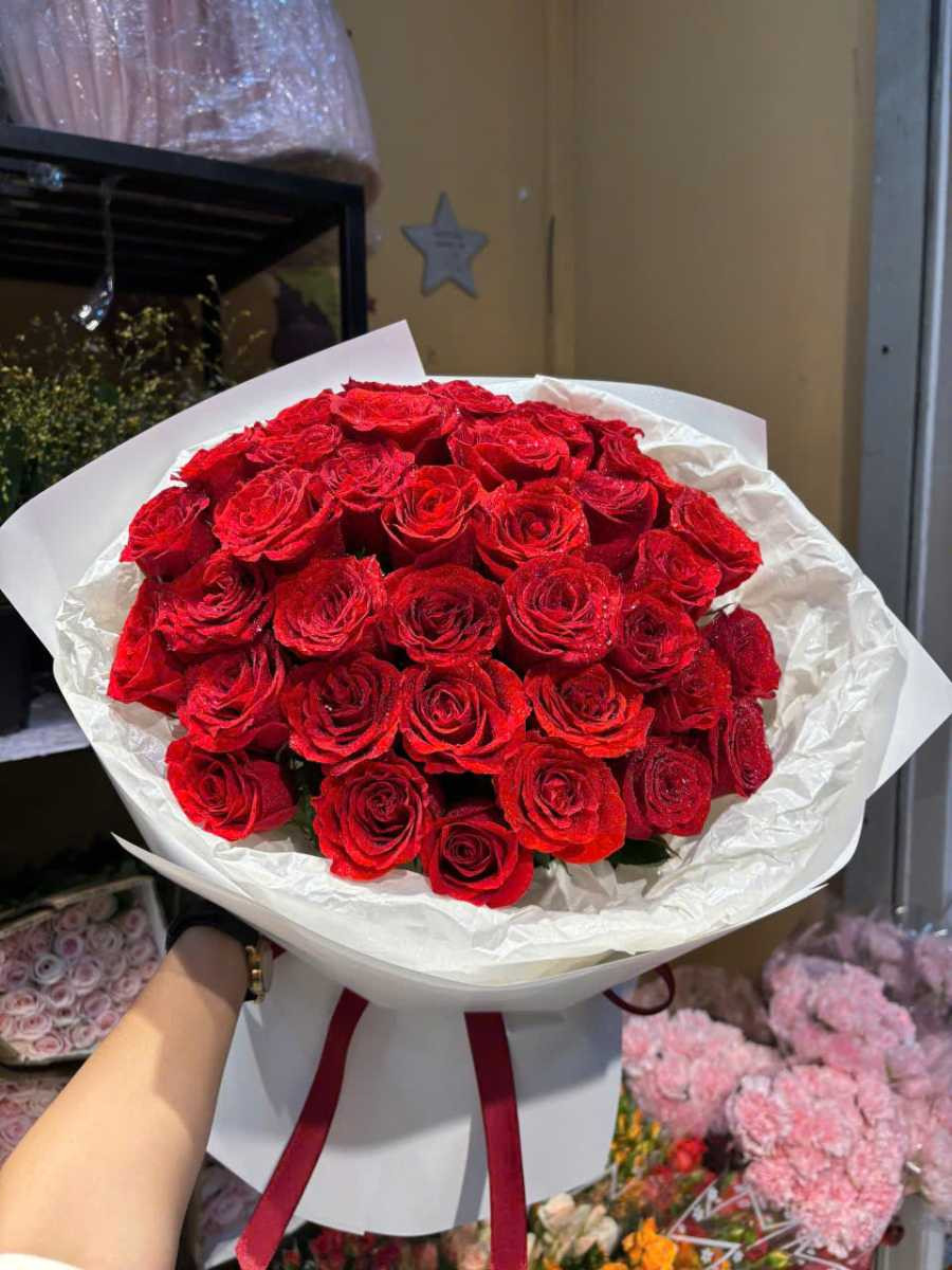 Bó hoa tiểu thư đài cát