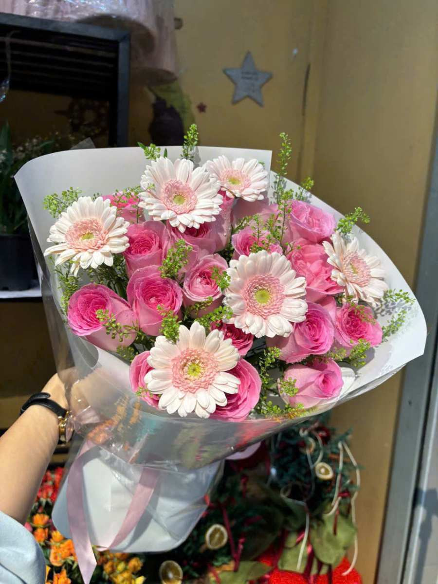 Bó hoa hoài niệm dấu yêu