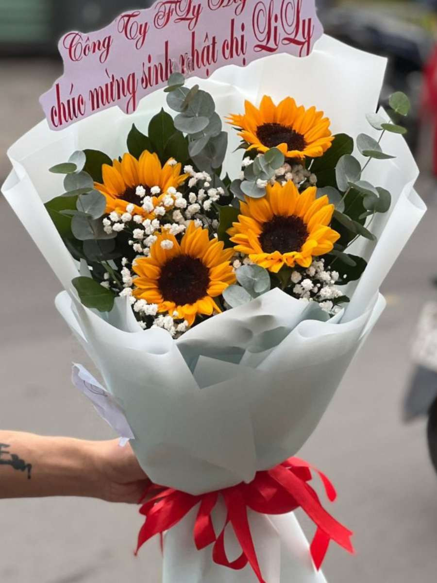 Bó hoa tặng tốt nghiệp giá rẻ